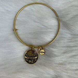 Ocean City NJ Chrysalis Gold Tone Charm Bracelet Bangle